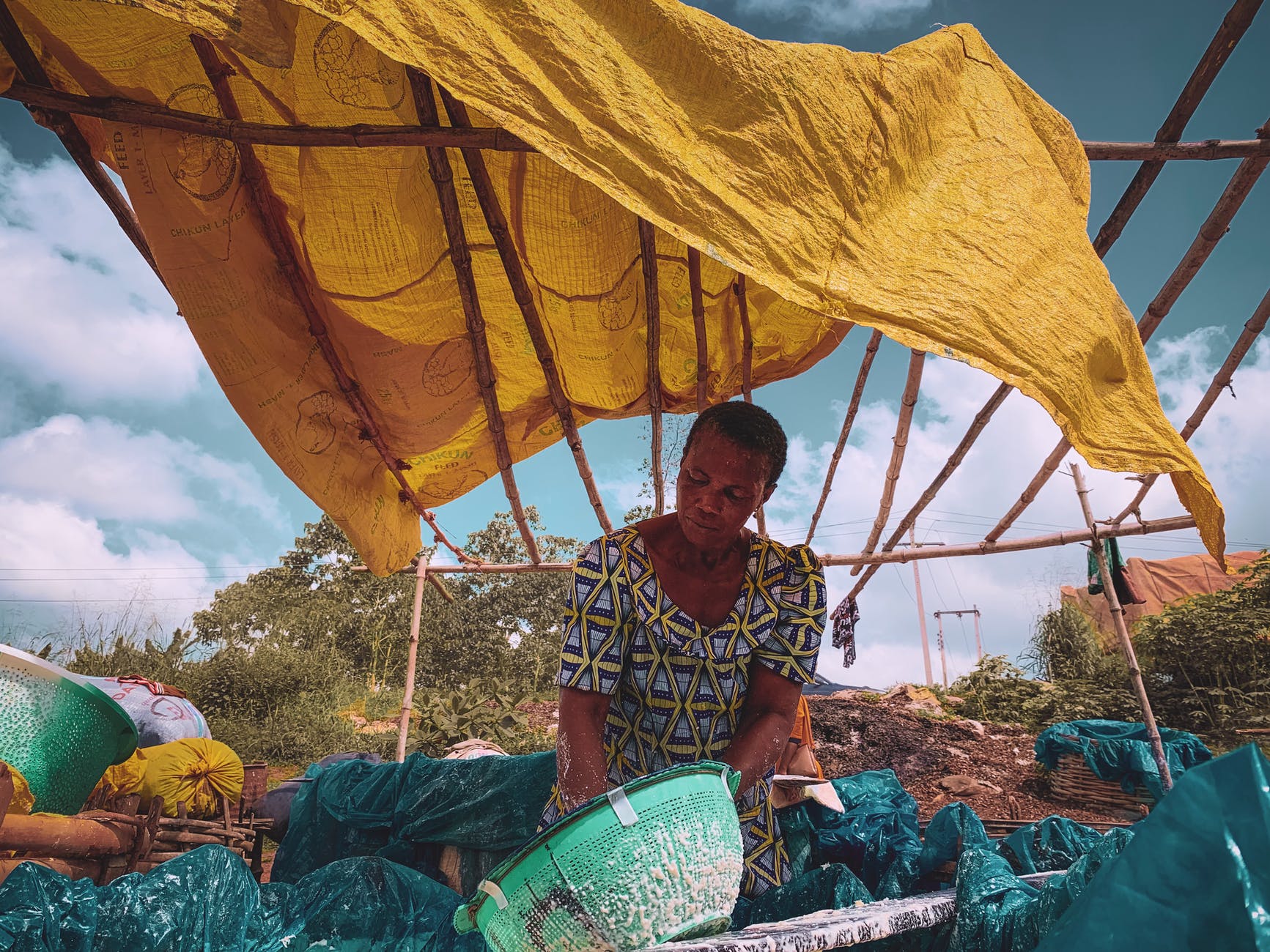 photo of woman holding tray