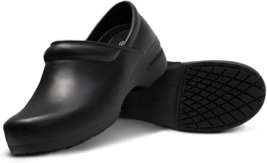 Anywear Guardian Angel Step In Nursing Shoes Clogs For Women And Men, Slip Resistant Shoes For Healthcare And Food Service, 8, Black